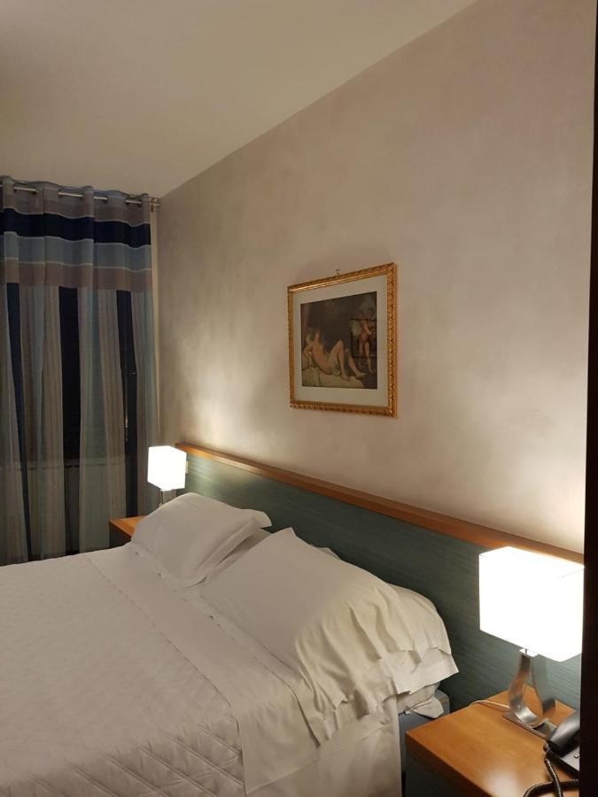 Apartment Julia Guesthouse Roma Eksteriør bilde