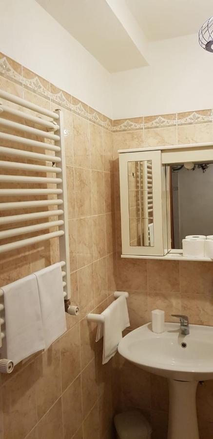 Apartment Julia Guesthouse Roma Eksteriør bilde