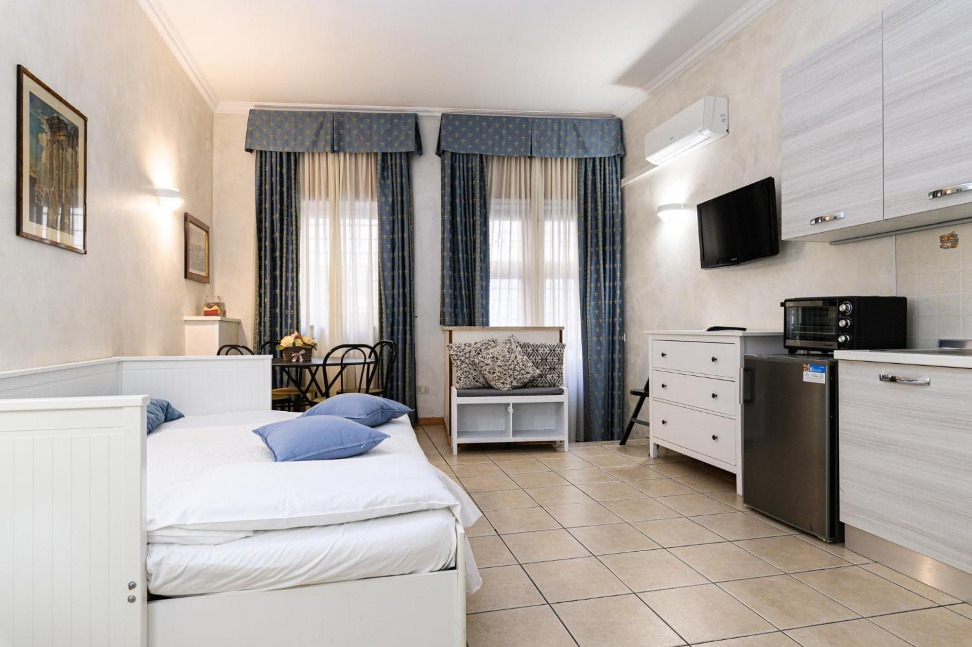 Apartment Julia Guesthouse Roma Eksteriør bilde