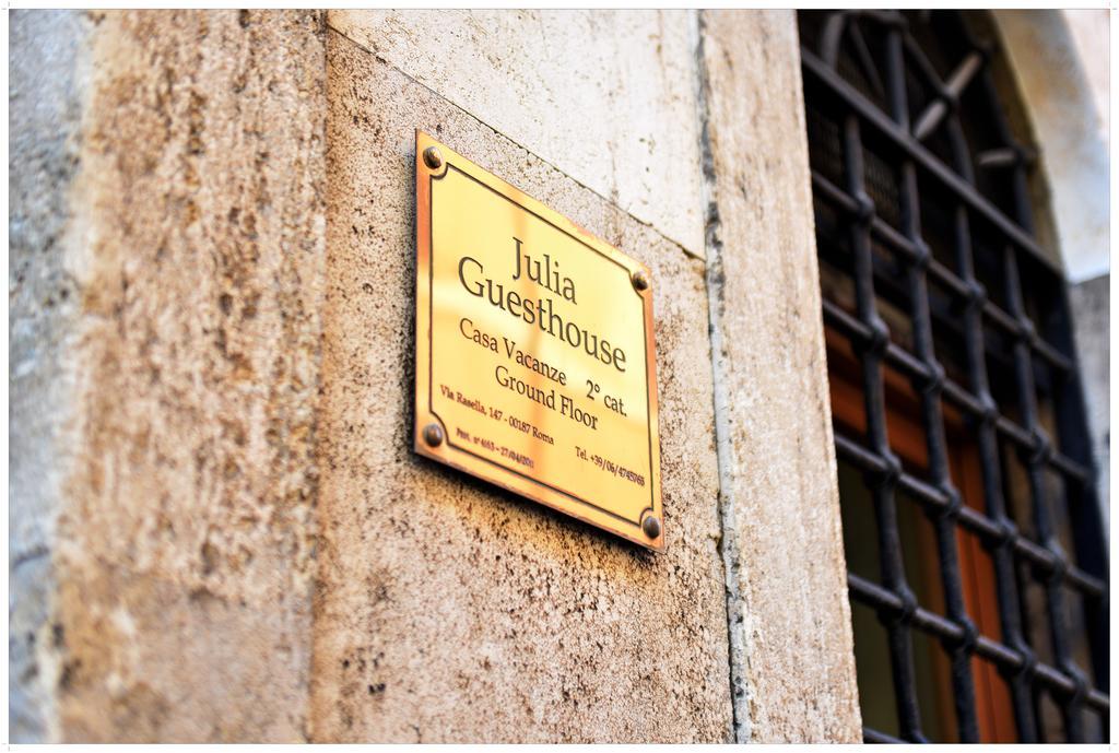 Apartment Julia Guesthouse Roma Eksteriør bilde
